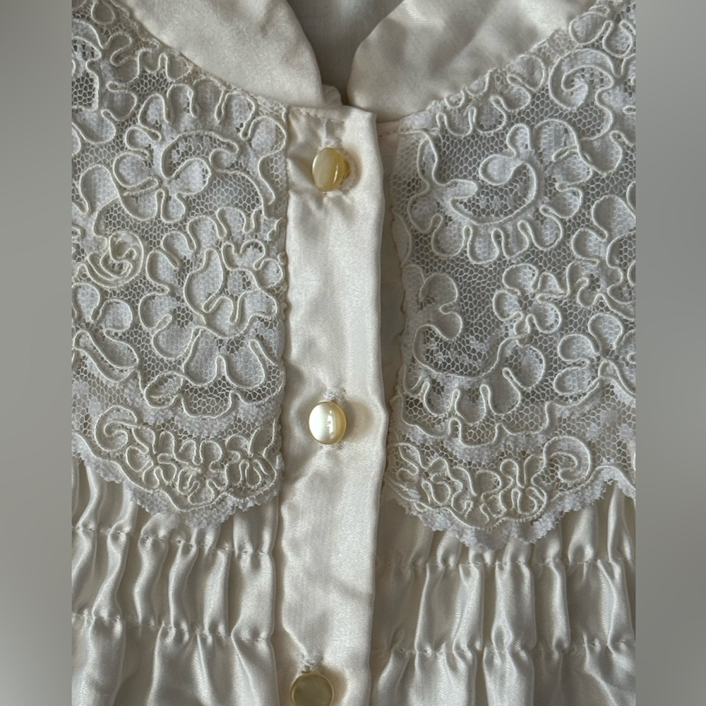 Vintage Komar Cream Lace Button Up Nightgown Pajama PJ Small S